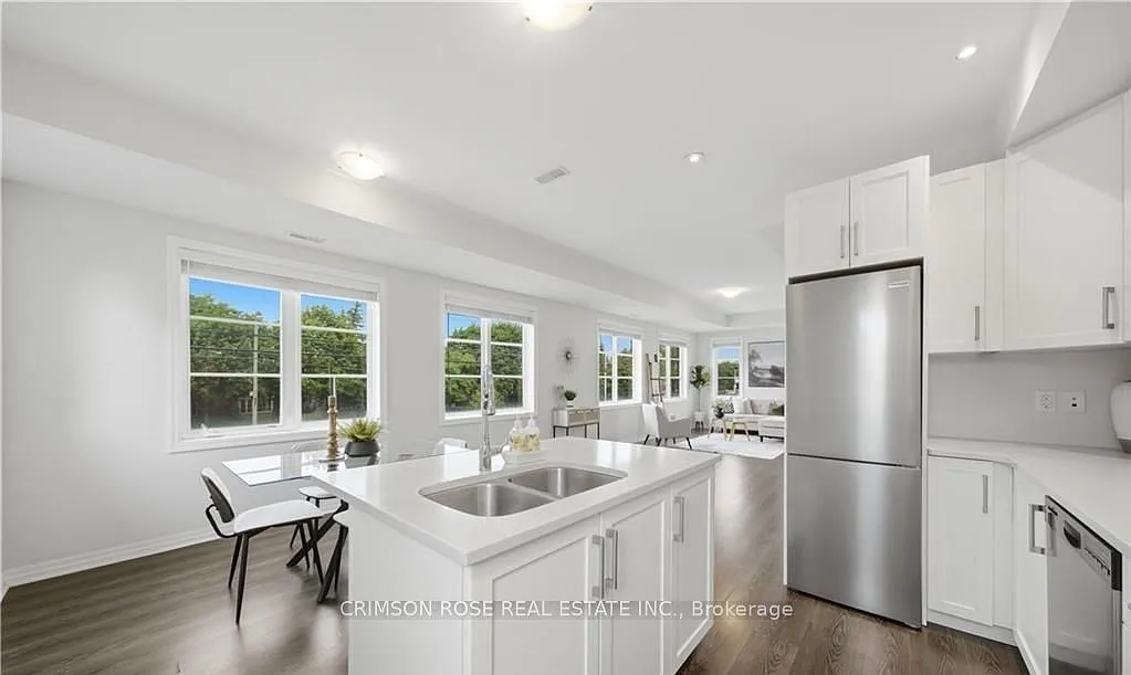 2 bed, $2,950 — Photo 1