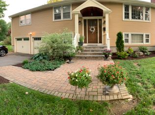 32 Berkeley Rd, Framingham, MA 01701