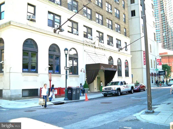 1324 Locust St APT 1130, Philadelphia, PA 19107