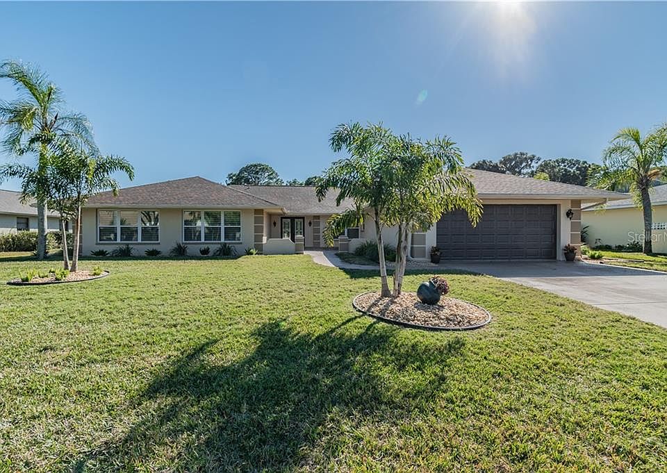 1st image of 3854 Torrey Pines Blvd