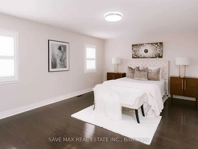 162 Ted Miller Cres — Photo 10