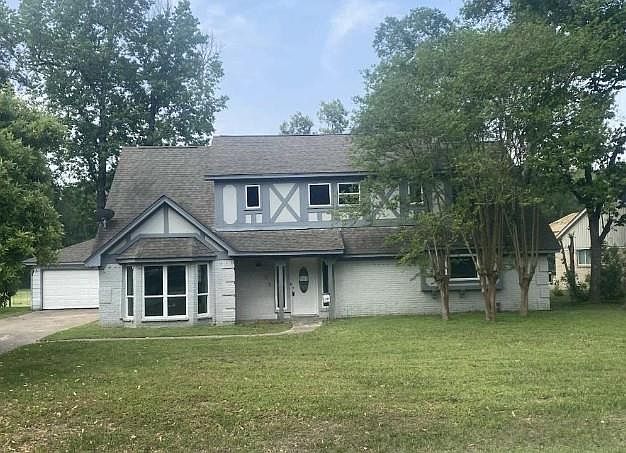 1st image of 529 Brandon Rd