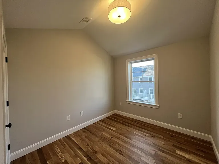 9 Juniper Ln — Photo 7