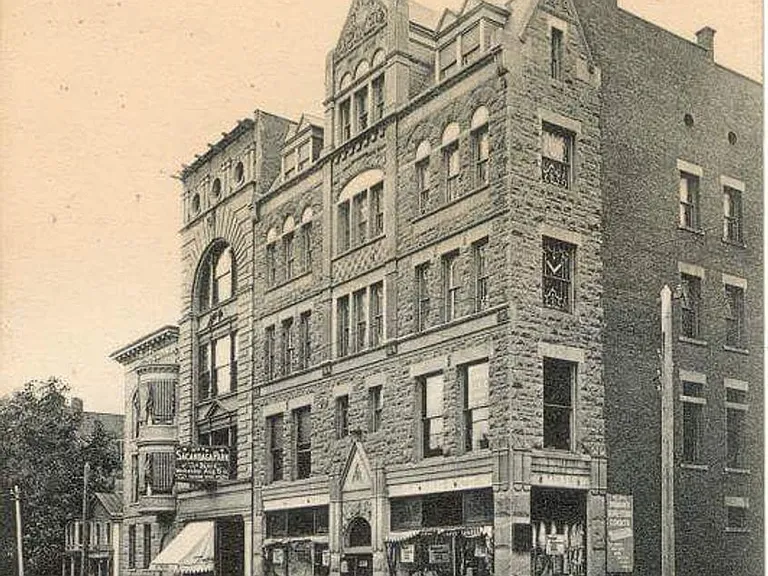 130 Remsen St — Photo 19