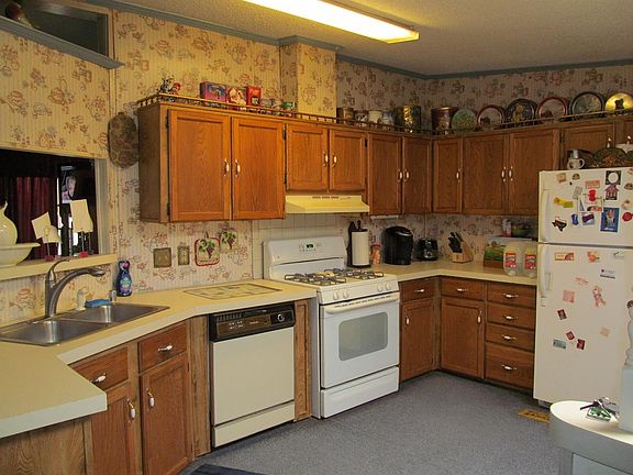 5th image of 7824 Oakridge Ave