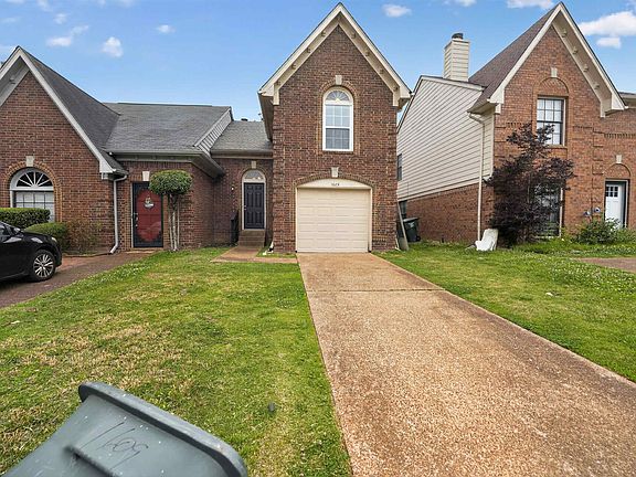 4th image of 1609 Red Barn Dr