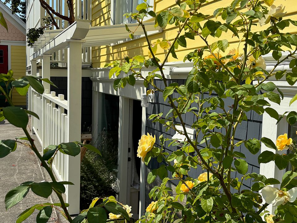 South Entry Covered Stair