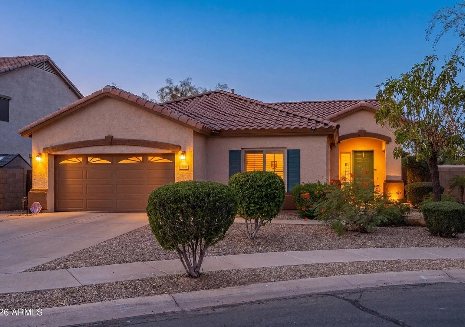 Beautiful, Single Level 4 Bedroom, 2 Bath Home In Goodyear — Photo 1