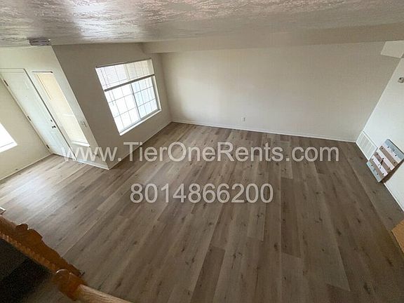 3rd image of 5342-3600 W 15th