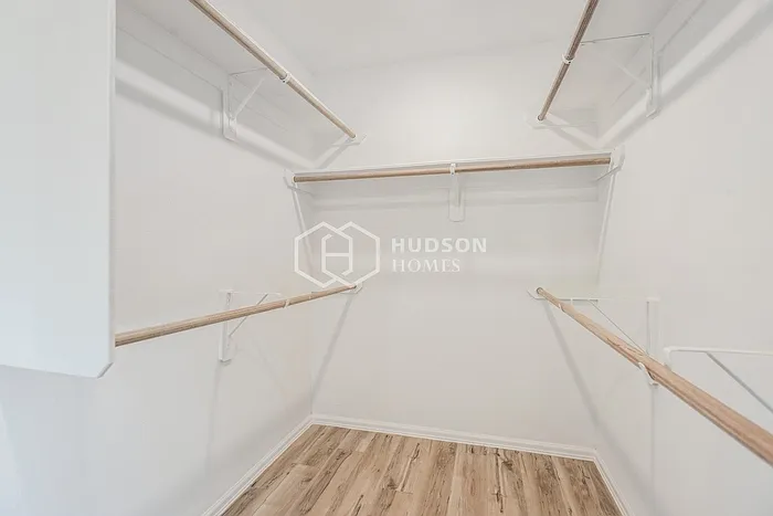 5104 Twin Summit Dr — Photo 9