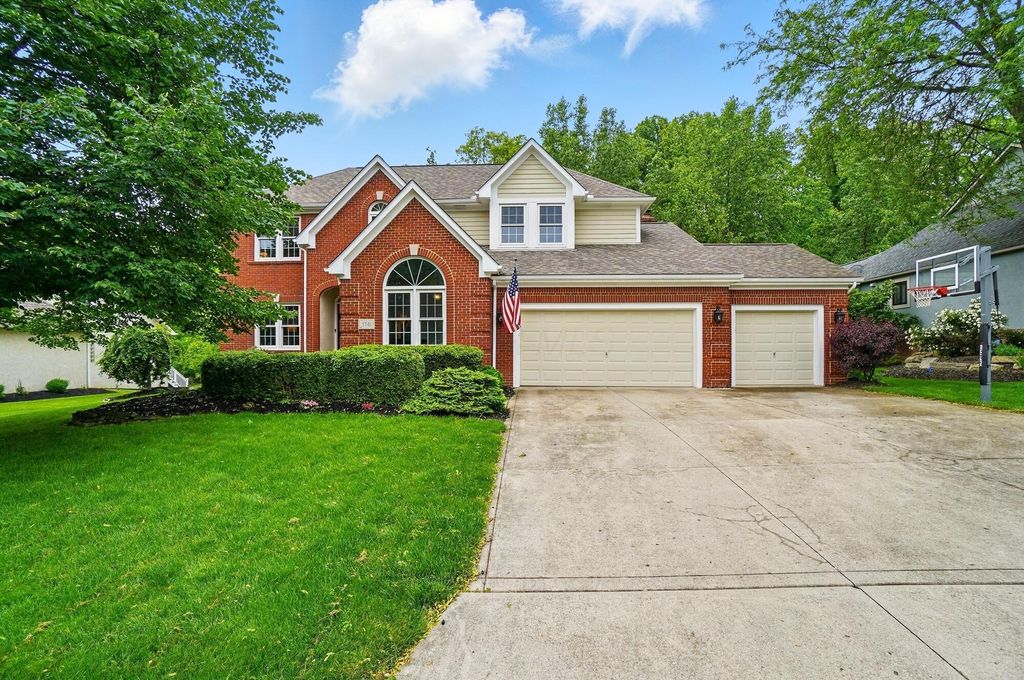 Real estate listing image