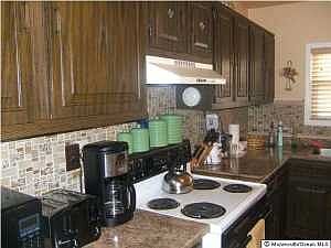 2nd image of 50 Tortola St