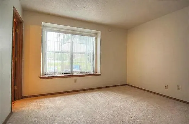 2542 Creve Coeur Mill Rd #7 — Photo 11