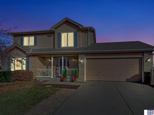 5406 NW 4th St, Lincoln, NE 68521