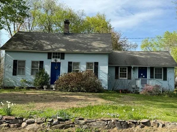 47 Claverack Rd, South Deerfield, MA 01373