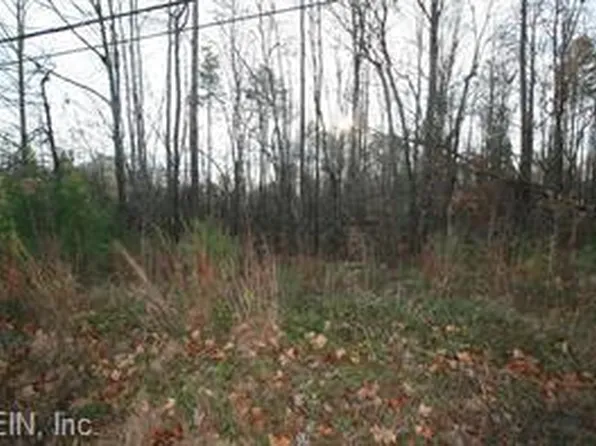 9028 Barnes Rd, Toano, VA 23168