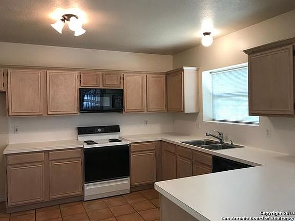 3rd image of 1115 Hedgestone Dr