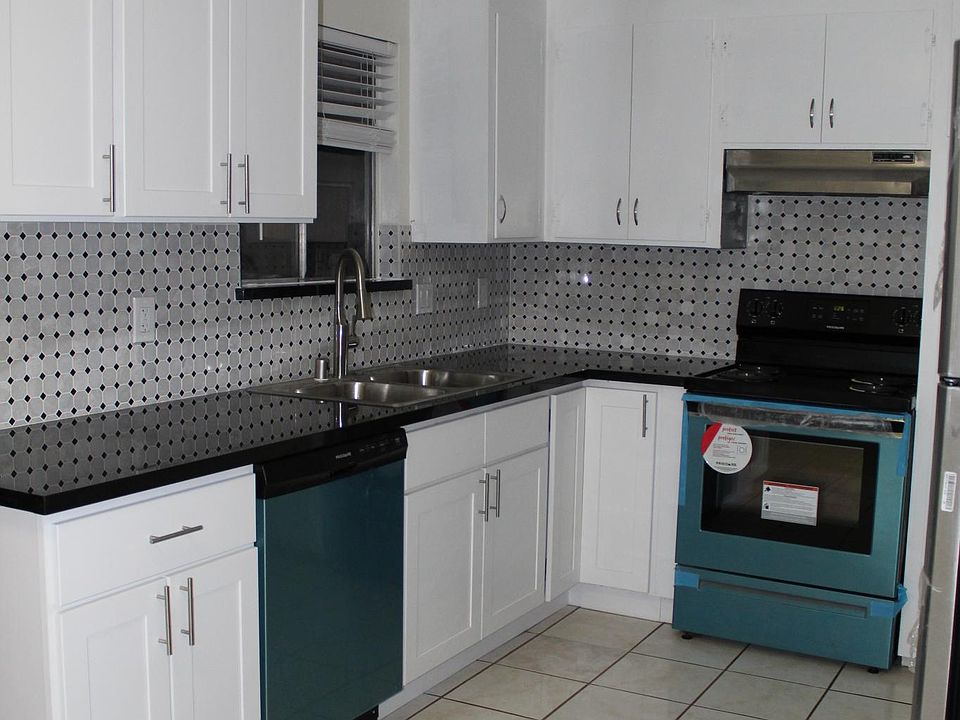 1st image of 2114 Curtner Ave #1