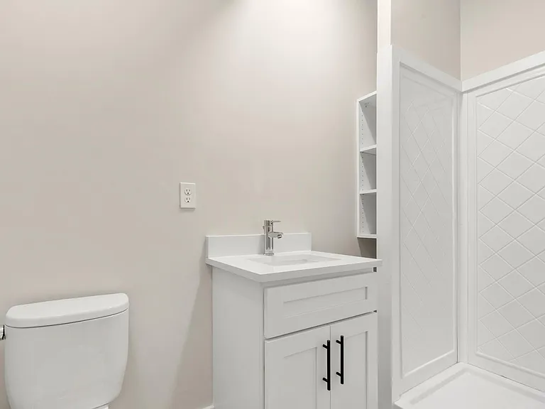 135 Harrishof St #2 — Photo 35