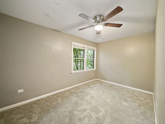 009-7830SouthYatesBoulevard-Chicago-IL-60649-small