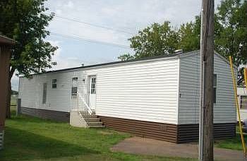 3rd image of 523 54th Ave N Trlr 7