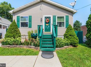 109 Maple Rd, Wallingford, PA 19086