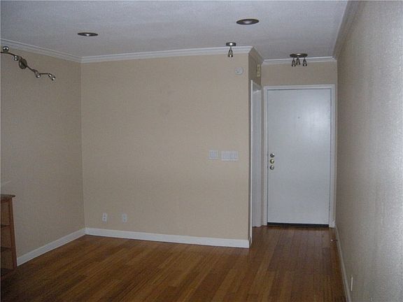 3rd image of 2704 San Pedro St APT 12