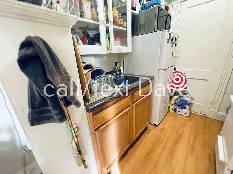 235 Park Dr #11 — Photo 5