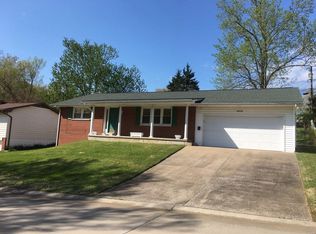 1810 Ricardo Dr, Cape Girardeau, MO 63701
