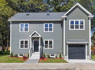 24 Burrwood Rd, West Roxbury, MA 02132