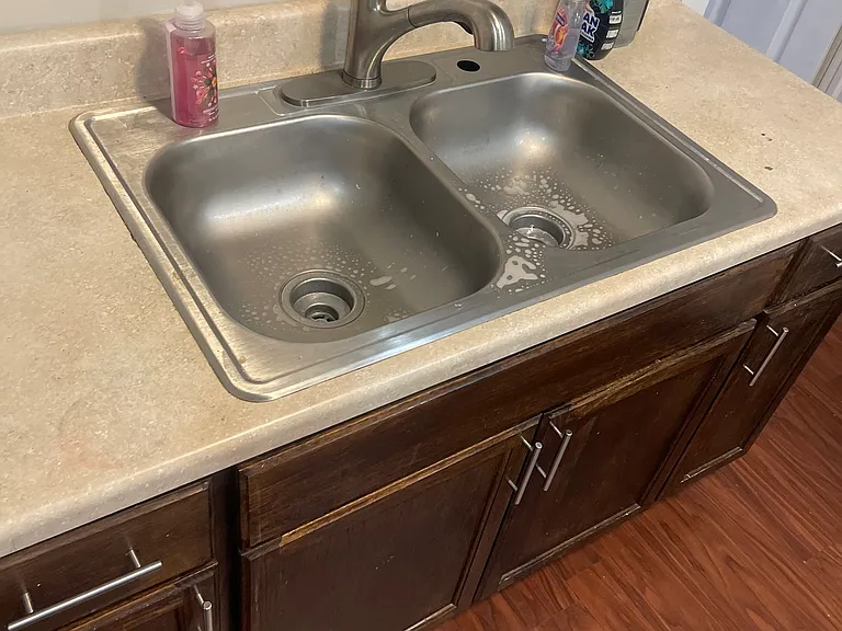 37 Holland Pl #2 — Photo 22