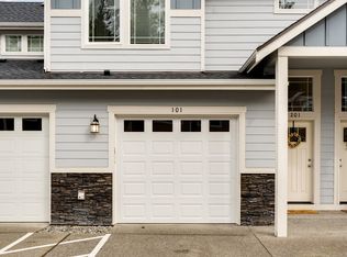 19601 Wapato Ln NE UNIT 105, Poulsbo, WA 98370