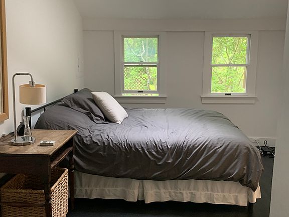 3rd image of 32 Long Beach Ln