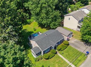 44 Desmarais St, Cumberland, RI 02864