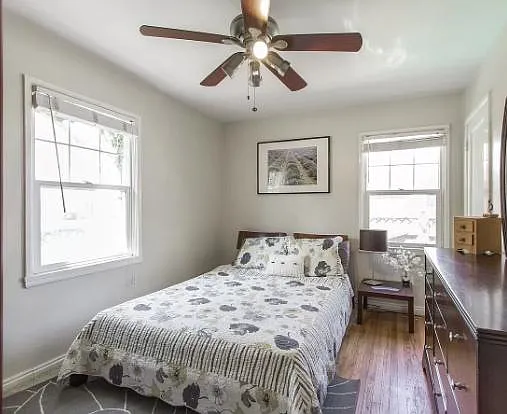 2049 E Stratford Dr — Photo 5