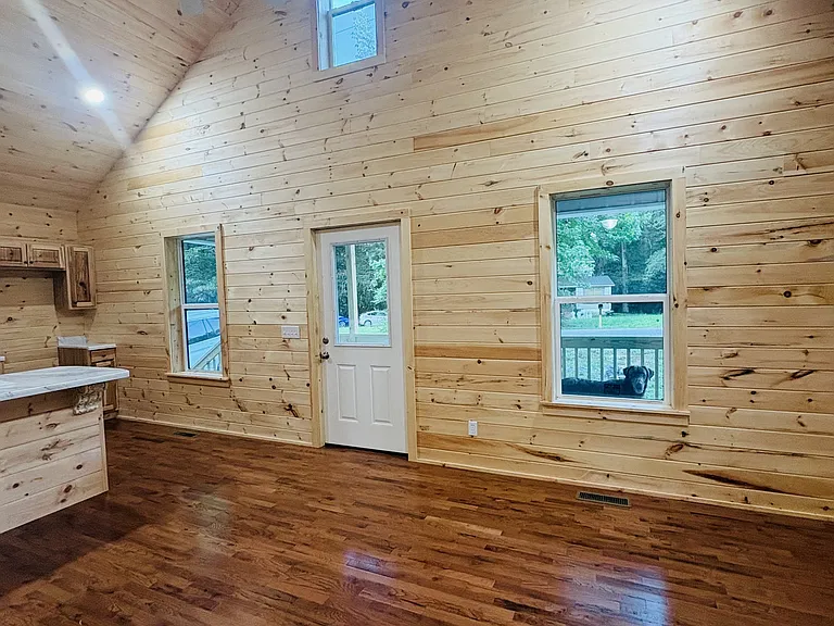 3590 Douglas Hyatt Rd — Photo 14