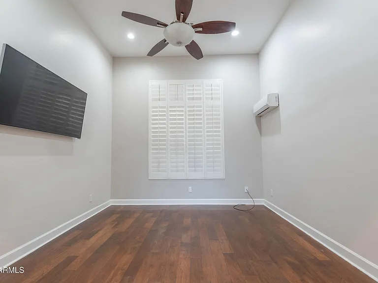3552 E Jaeger Cir — Photo 33