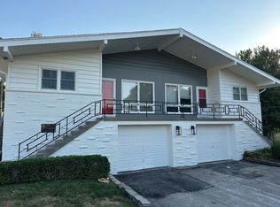 5615 Seward St, Omaha, NE 68104