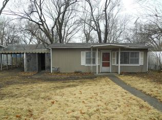 1535 Powers St, Lawrence, KS 66044