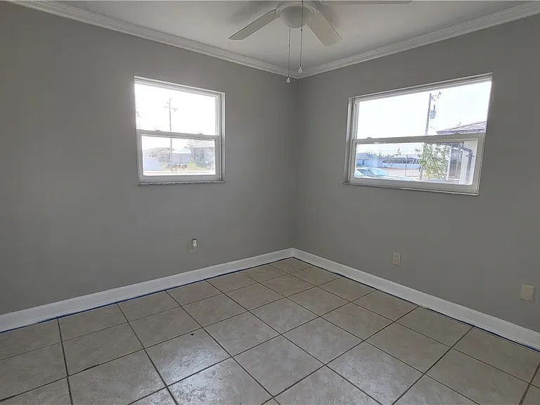 4404 Santa Barbara Blvd — Photo 11