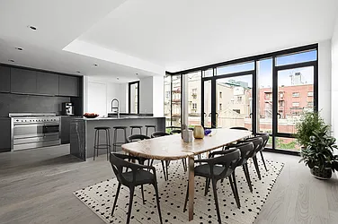 429 Kent Avenue, #D725
