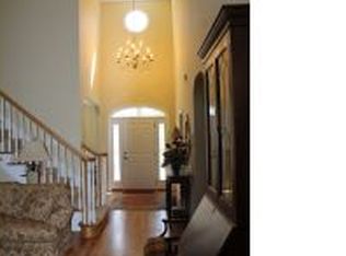 351 Barons Run W, Spring Lake, NC 28390