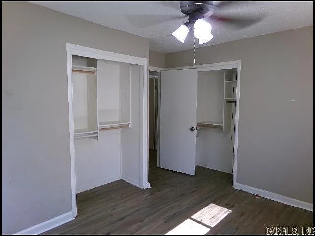 40 Barbara Dr — Photo 16