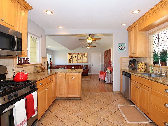 5th image of 14224 Buckner Dr
