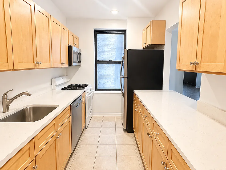 341 Saint Nicholas Ave #33