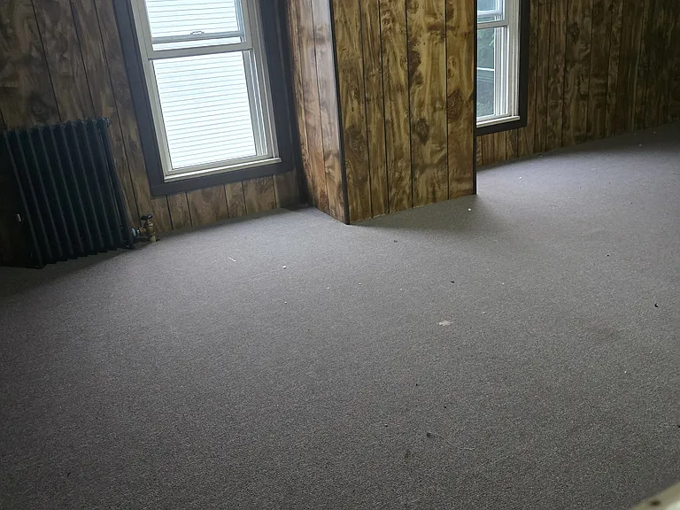 142 W Ridge St — Photo 6