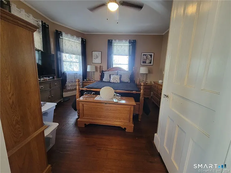261 Willow St #2 — Photo 5
