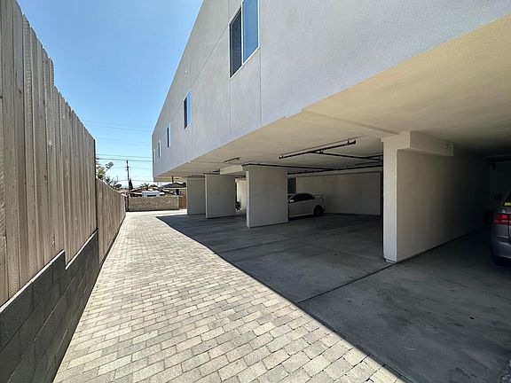 4th image of 3843 National Ave APT 2