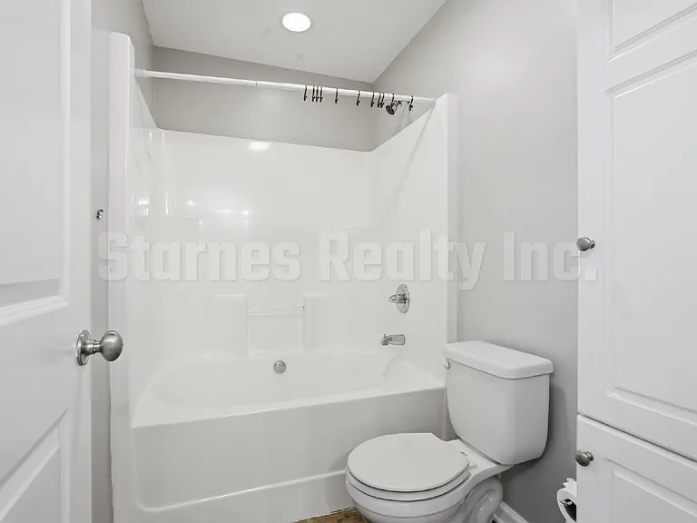 469 Strutter Trl — Photo 17