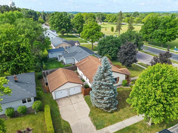 648 N Webb Avenue, Reedsburg, WI 53959